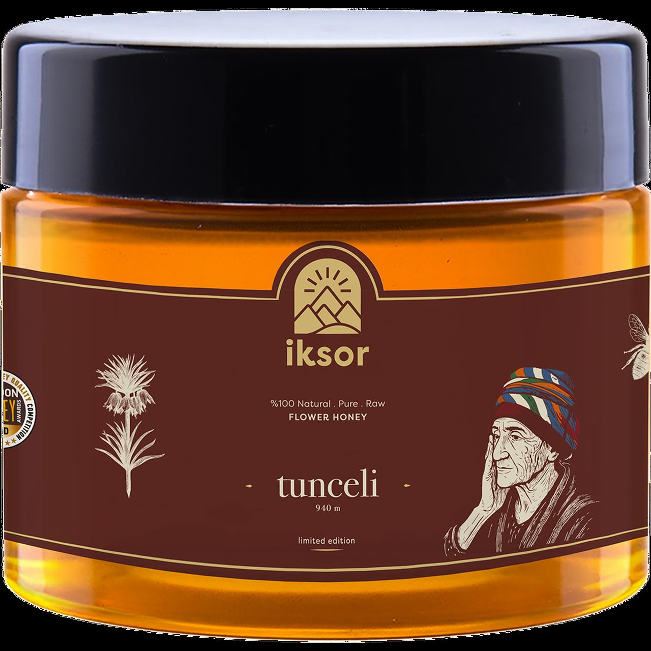 A jar of award-winning Iksor flower honey from Tunceli, Türkiye, recognized with a Gold Medal at the 2025 London International Honey Awards and honored by the 2025 Global Honey Stars.  (Photo via London Honey Awards)