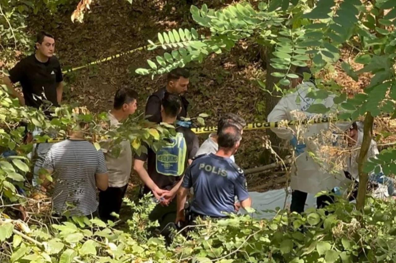 Police securing the crime scene during the death investigation of Chechen Usman Amriev in Sariyer, Istanbul, accessed on July 31, 2025. (Photo via X)