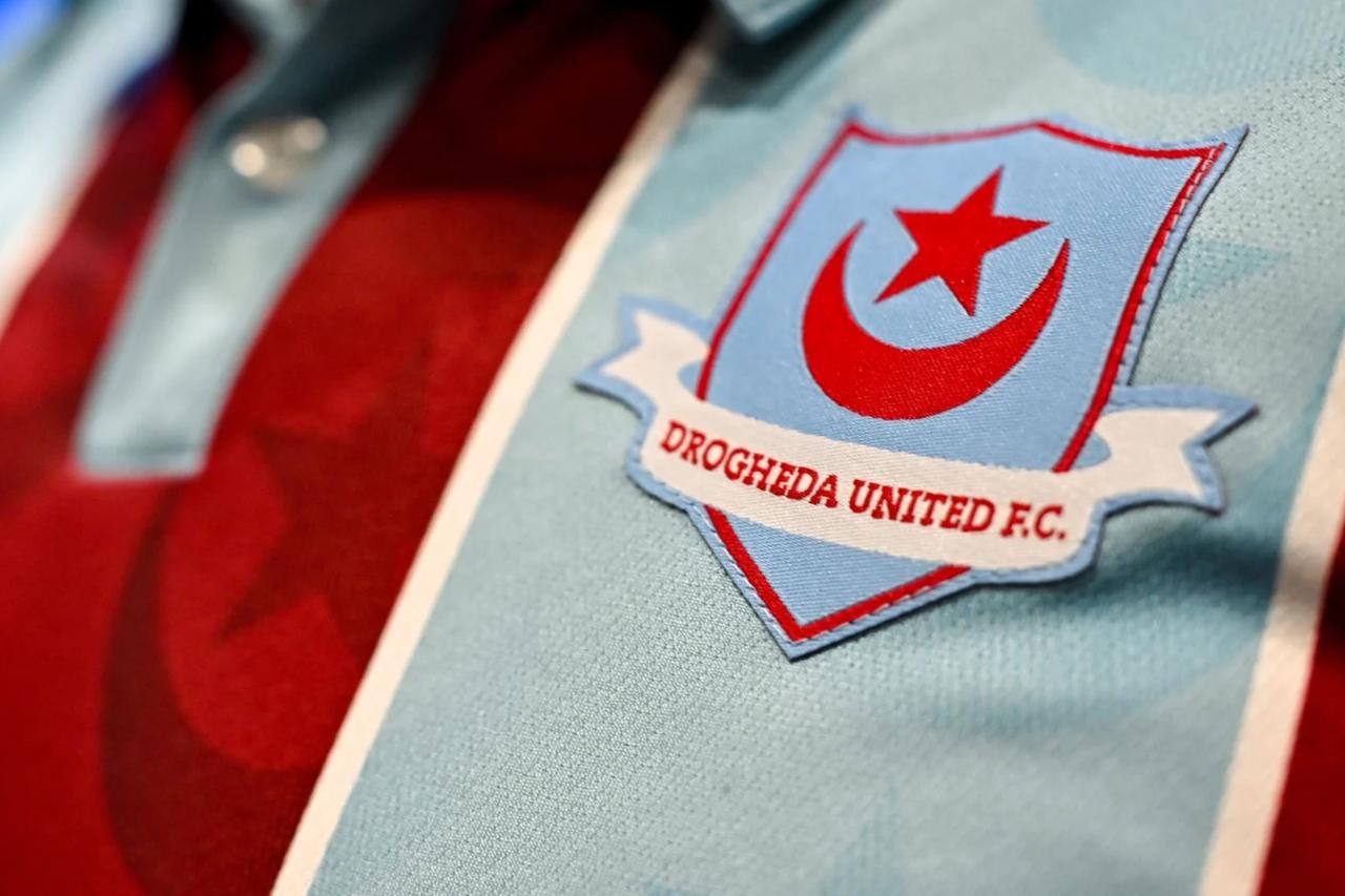 Irish Drogheda United’s crest features a crescent and star—here's why