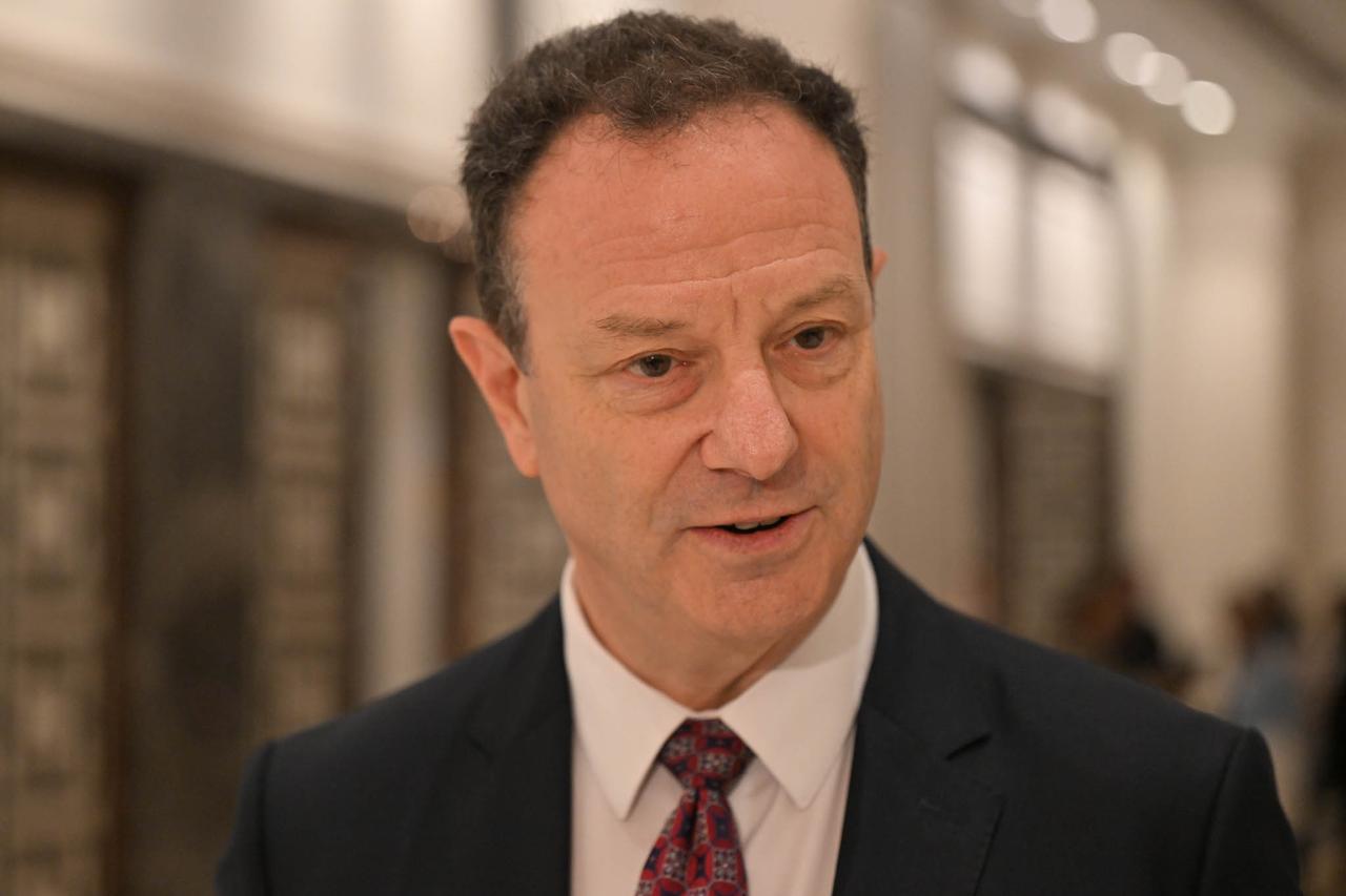 U.S. Department of State Senior Advisor for Nuclear Energy Justin Friedman speaking to reports in Istanbul, Türkiye on 5 July, 2025. (AA Photo)