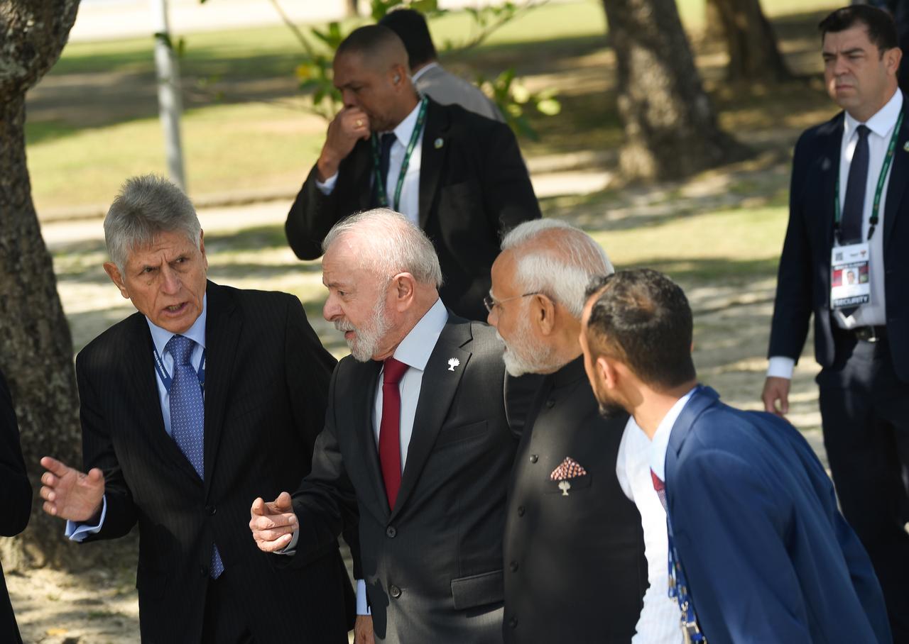 Heads of state from BRICS nations attend a meeting at the Museum of Modern Art (MAM) during the BRICS Summit in Rio de Janeiro, Brazil, on July 06, 2025. (AA Photo)