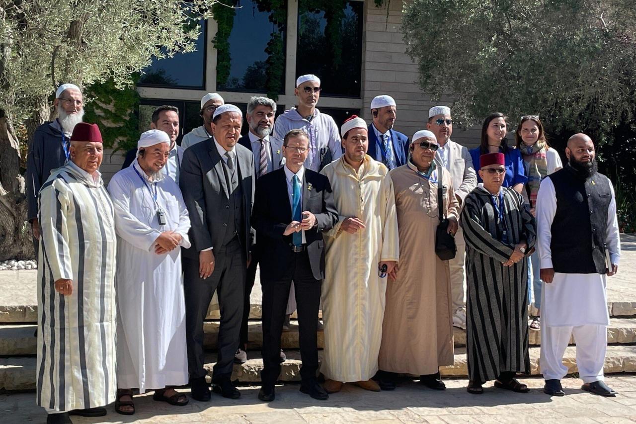 Delegation of European imams meets Israeli president in Jerusalem