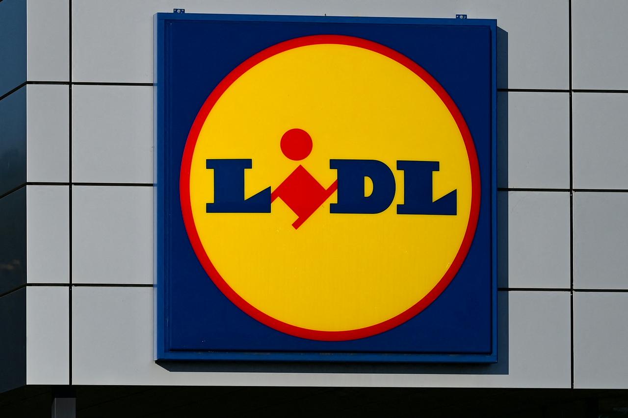German chain Lidl ordered to pay $50 million to French rival over deceptive ads