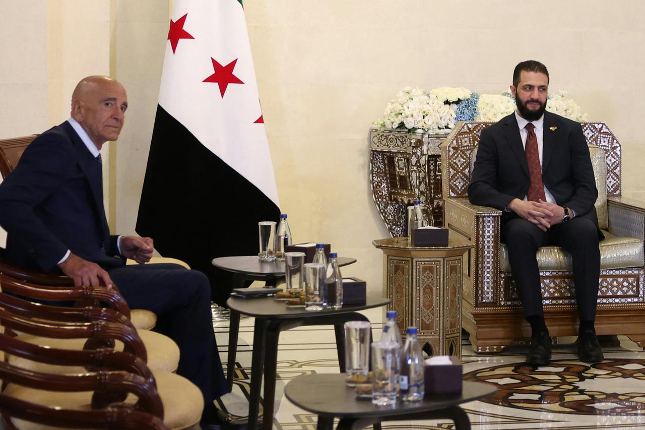 Suriye federalizmin reddini teyit ediyor, terör SDF'yi dağıtmaya çağırıyor