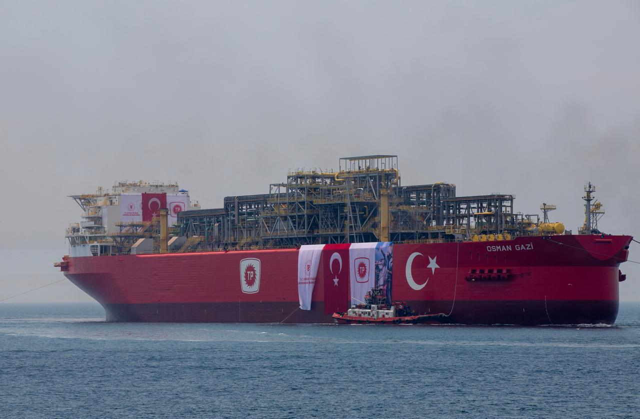 The energy ship Osmangazi is passing through the Bosphorus on May 30 ,2025. (Adobe Stock Photo)
