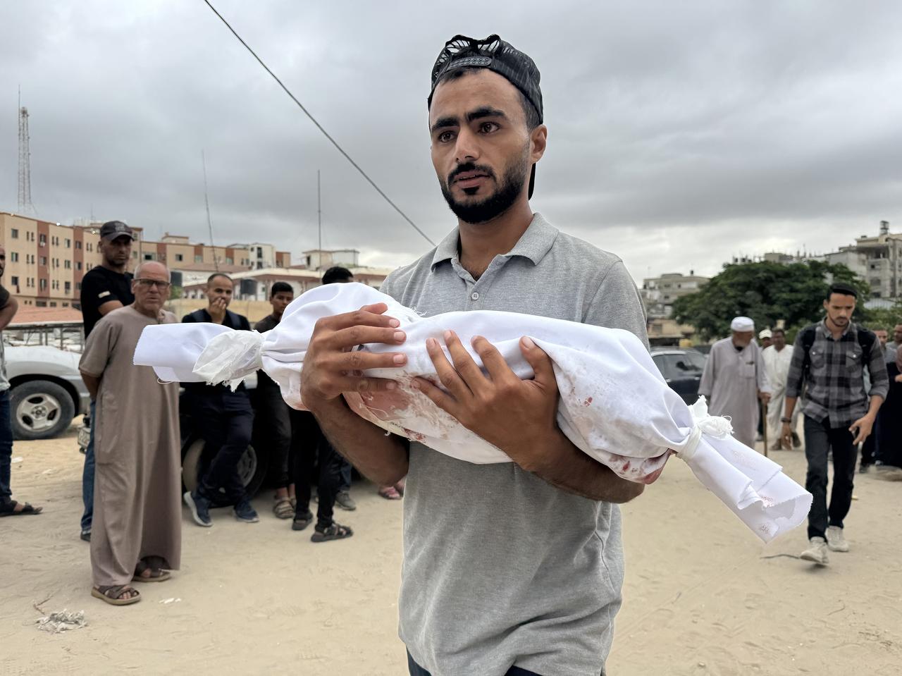 Funeral ceremony is held in front of Nasser Hospital for Palestinians killed during an Israeli attack that targeted the tents in the al-Mawasi area of southern Khan Yunis, Gaza, August 1, 2025. (AA Photo)