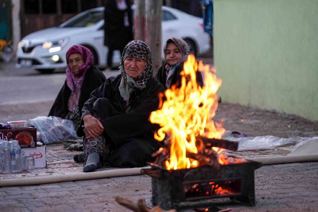 Residents of neighborhoods affected by the 6.1-magnitude earthquake spend the night outside as a precaution following the earthquake in the Sindirgi district of Balikesir, Türkiye, August 11, 2025. (AA Photo)