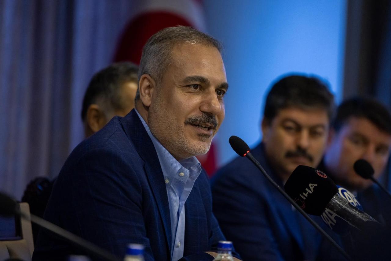 Minister of Foreign Affairs Hakan Fidan speaking during a meeting with NGO representatives in Aksaray on 10 August, 2025. (AA Photo)