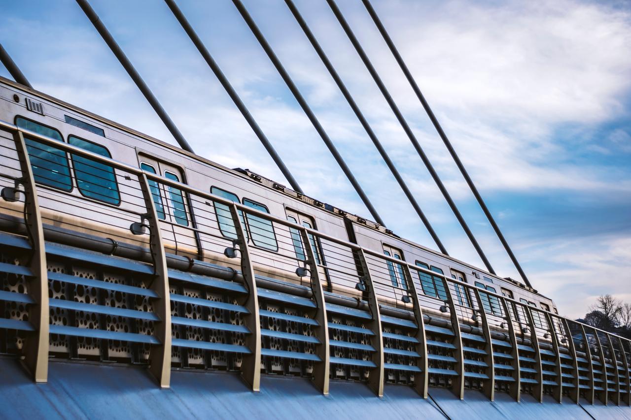 A metro train crosses the Golden Horn Metro Bridge in Istanbul, Türkiye. (Adobe Stock Photo)