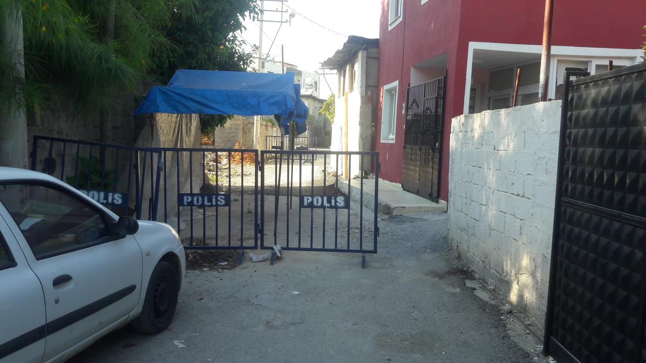 Excavations carried out under police supervision under and in the garden of a house near the Small Industrial Site in the 82 Evler Neighborhood of Tarsus district, Mersin, Türkiye, November 2017. (IHA Photo)