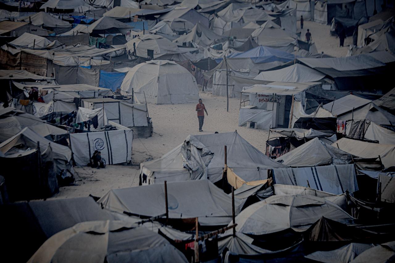 A view of daily life as Palestinians, deprived of basic necessities such as shelter, food, and clean water, struggle to survive in harsh living conditions in Gaza City, Gaza on August 11, 2025. (AA Photo)