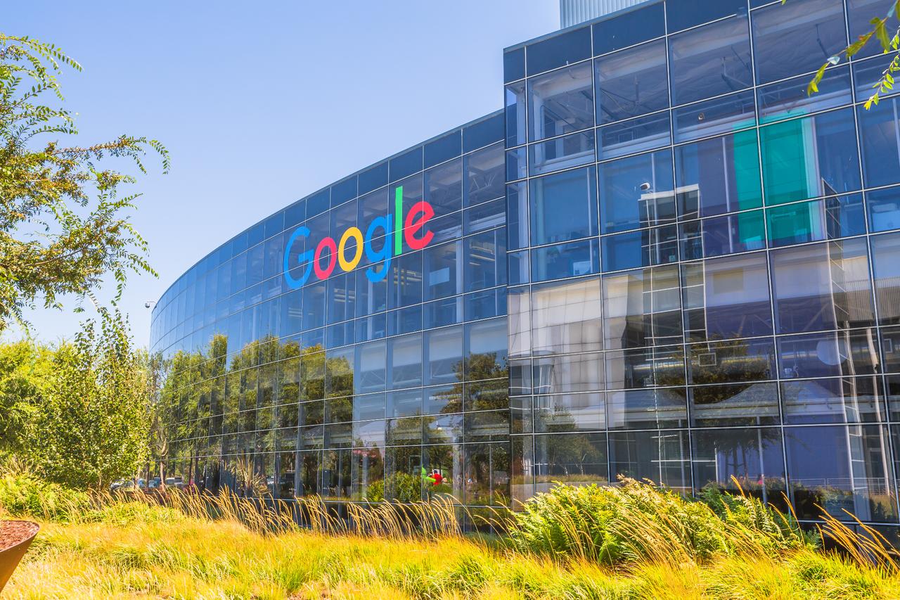 Safari, Google Chrome, Opera, Microsoft Edge, and Firefox browser apps displayed on an iPhone screen, Batumi, Georgia, April 21, 2023. (Adobe Stock Photo)