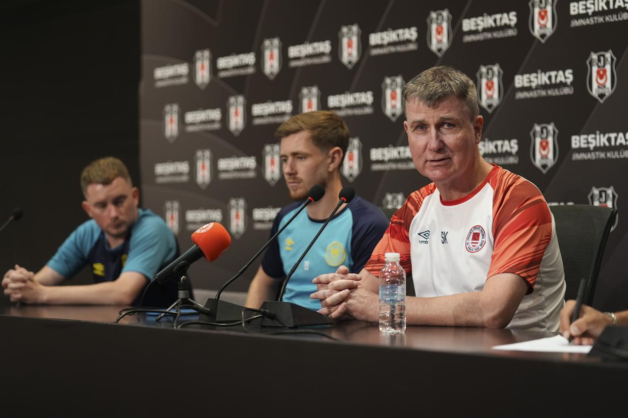St. Patrick’s head coach Stephen Kenny (R) speaks during a press conference at Tupras Stadium ahead of their UEFA Conference League third qualifying round match against Besiktas in Istanbul, Türkiye, August 13, 2025. (AA Photo)