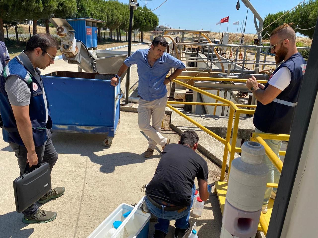 Teams from the Ministry of Environment, Urbanization, and Climate Change conducted inspections in the Marmara Basin since January as part of the Marmara Sea Protection Action Plan to combat mucilage, August 14, 2025. (IHA Photo)