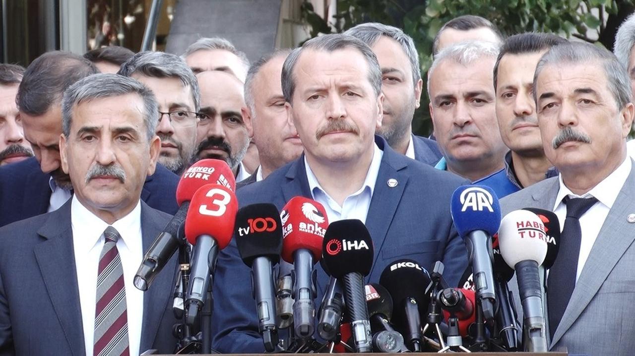 Memur-Sen Chairman Ali Yalcin delivers a statement to the press in Ankara, Türkiye, August 15, 2025. (IHA Photo)