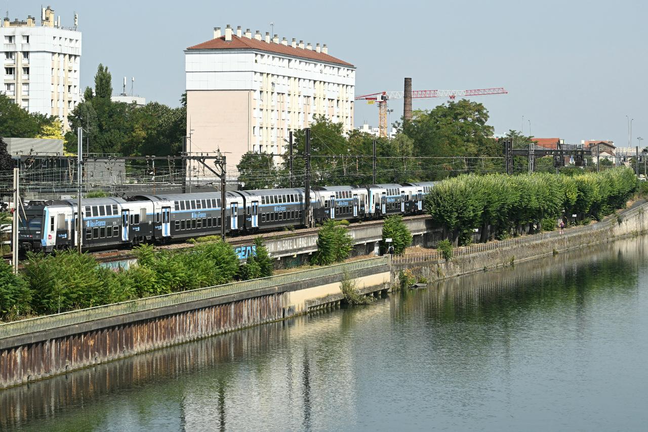 Four bodies recovered from Seine in Choisy-le-Roi, France Image