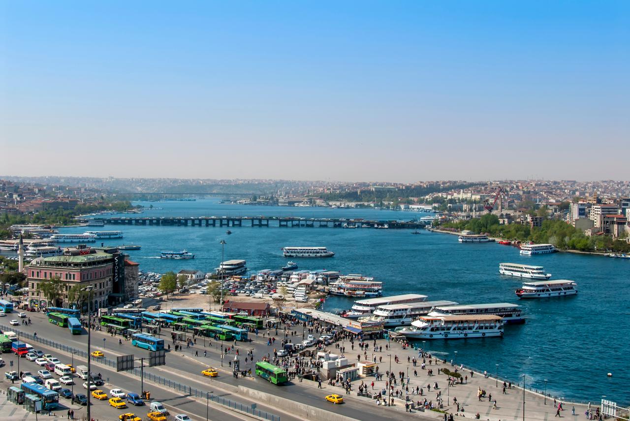 A view of Halic Pier at Eminonu in Istanbul, Türkiye, April 25, 2006. (Adobe Stock Photo)
