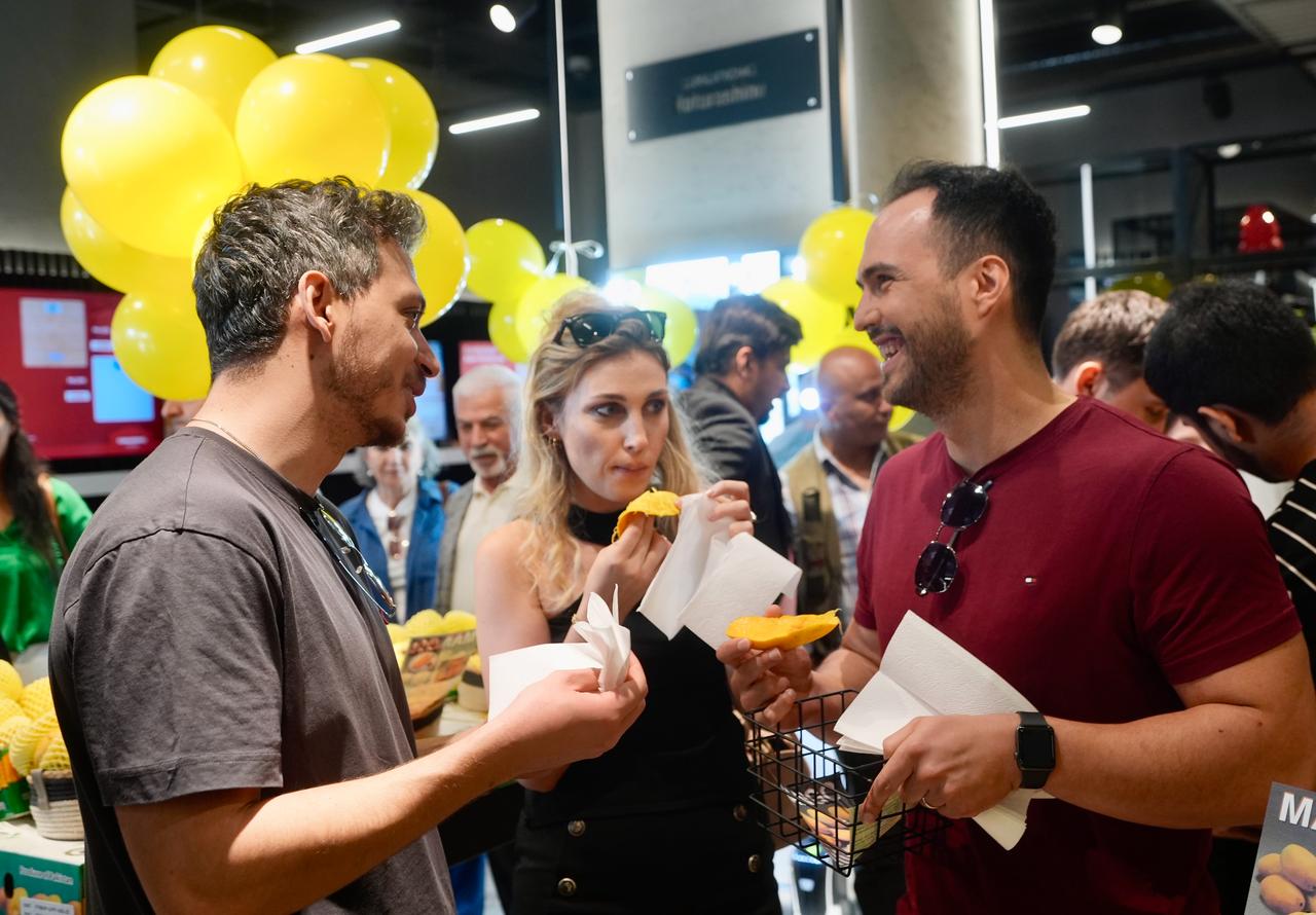The Consulate General of Pakistan in Istanbul organized the event “King of Fruits, Pakistani Mango” in the city to promote the country’s signature fruit, mango, August 16, 2025. (AA Photo)