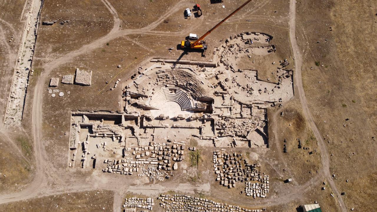An aerial view of 2,050-year-old council building, which has been unearthed during this year's excavations in the ancient city of Laodicea, which is located in and listed on UNESCO’s World Heritage Tentative List, in Denizli, Türkiye, July 30, 2025. (AA Photo)