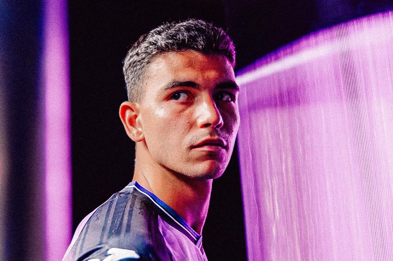 Yasin Ozcan announces his transfer to RSC Anderlecht — official poster shared on Aug. 2, 2025. (@yasinozcan58 via X)
