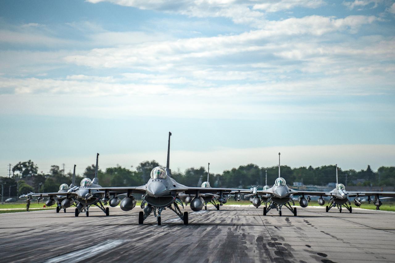 F-16 Fighting Falcons assigned to the 114th Fighter Wing taxi in close formation during an elephant walk at Joe Foss Field, S.D., July 2, 2025. (Photo via U.S. Air National Guard)