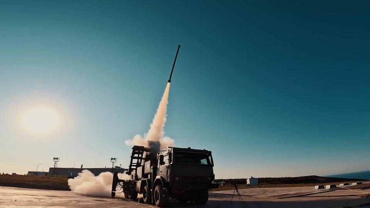 Roketsan's 122mm TRLG-122 guided artillery rocket with pickup truck launch system during its testing on August, 2025. (Photo via Roketsan)
