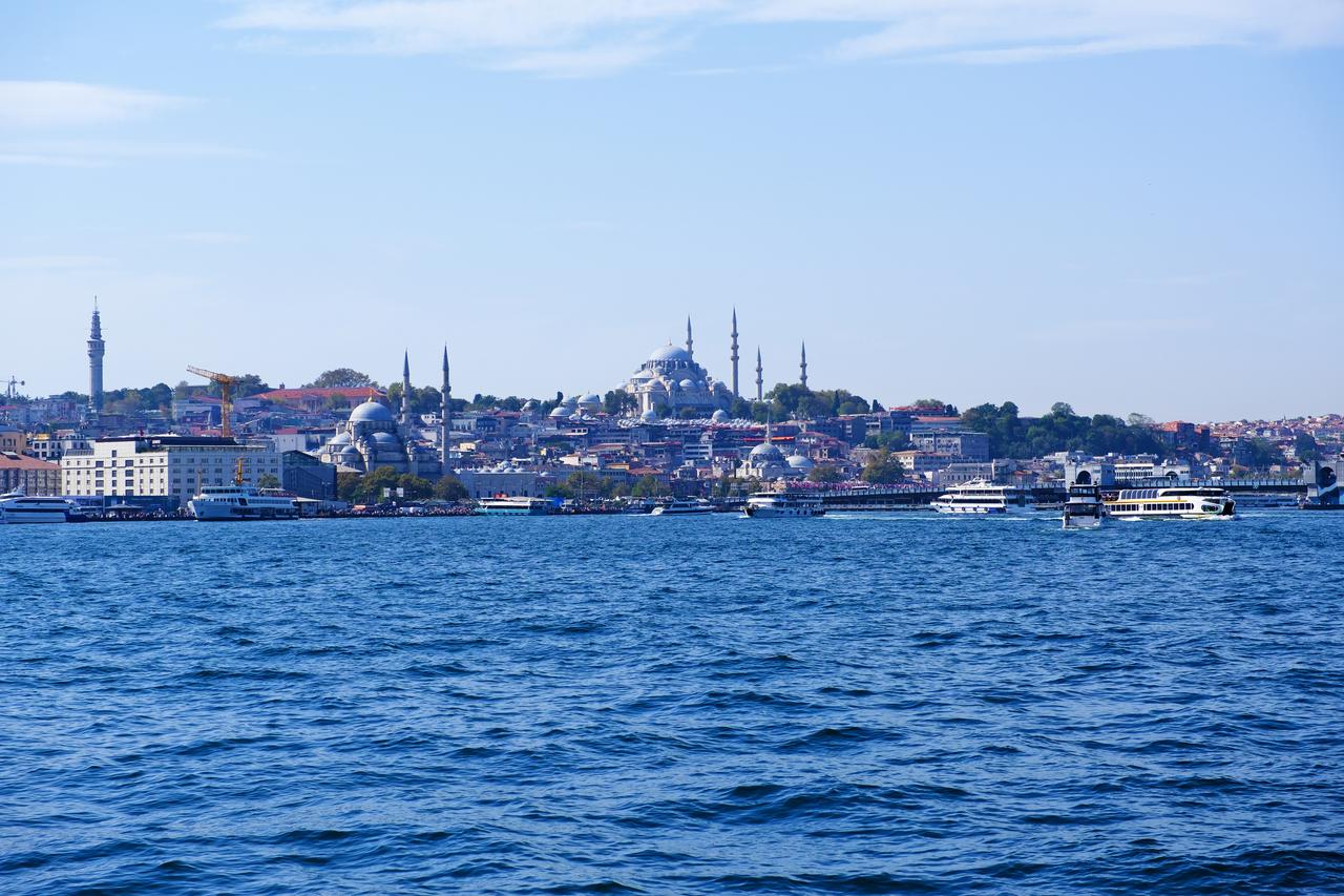 A view of Eminonu with Suleymaniye Mosque on the hilltop, seen from the Marmara Sea in Istanbul, Türkiye, accessed August 22, 2025. (Adobe Stock Photo)