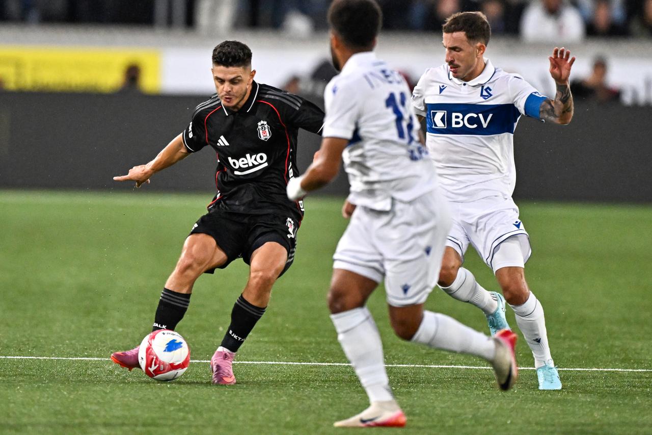 Milot Rashica of Besiktas competes during the first leg of the UEFA Conference League play-off match between Lausanne and Besiktas at La Tuiliere Stadium in Lausanne, Switzerland on August 21, 2025. (AA Photo)