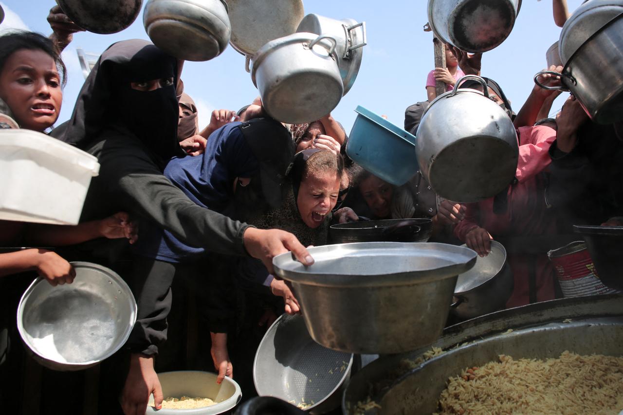 UN declares first-ever famine in Middle East as over 500,000 in Gaza face catastrophic hunger Image