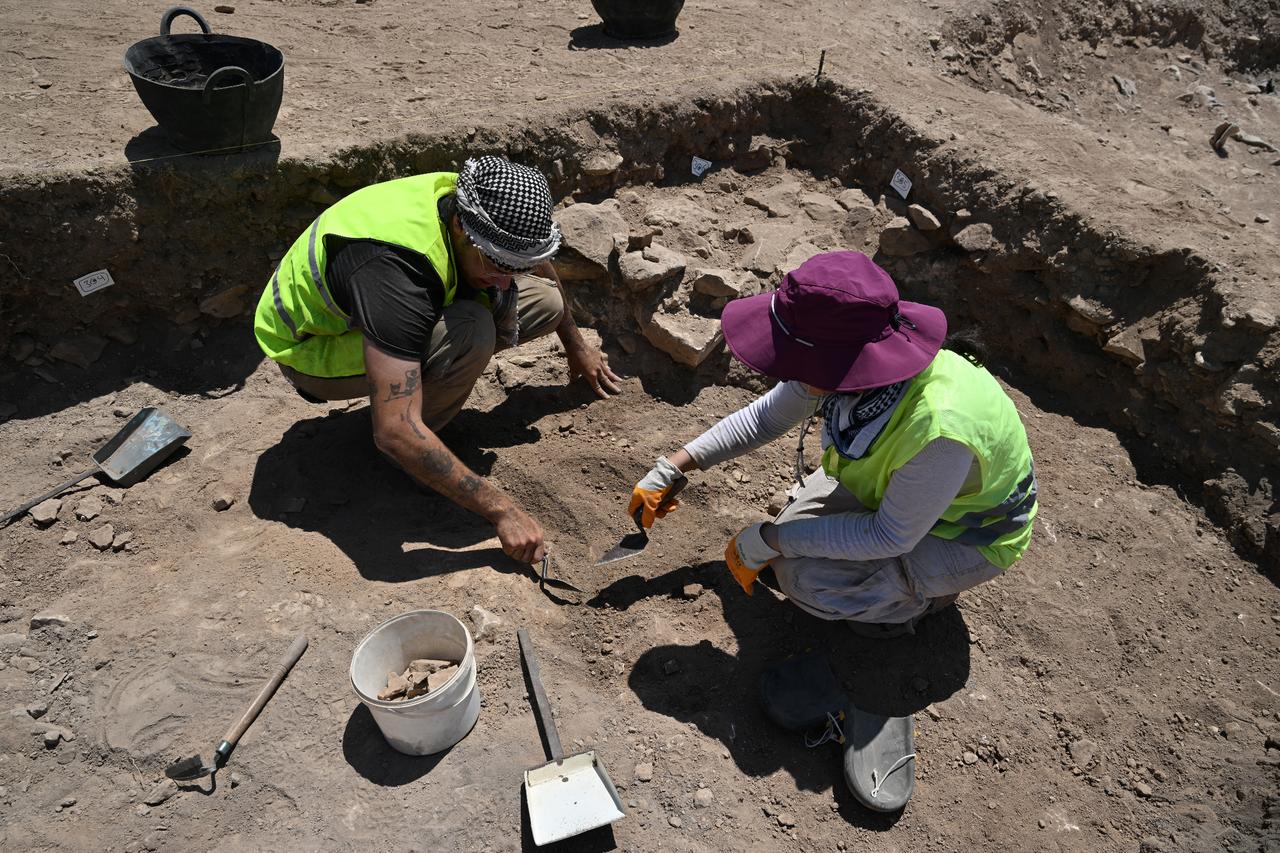 Archaeologists and workers continue excavation efforts at the ancient city of Doliche, located 10 kilometers north of Gaziantep city center, as part of a collaborative archaeological project between Türkiye’s Ministry of Culture and Tourism and the University of Munster, Aug. 5, 2025. (AA Photo)