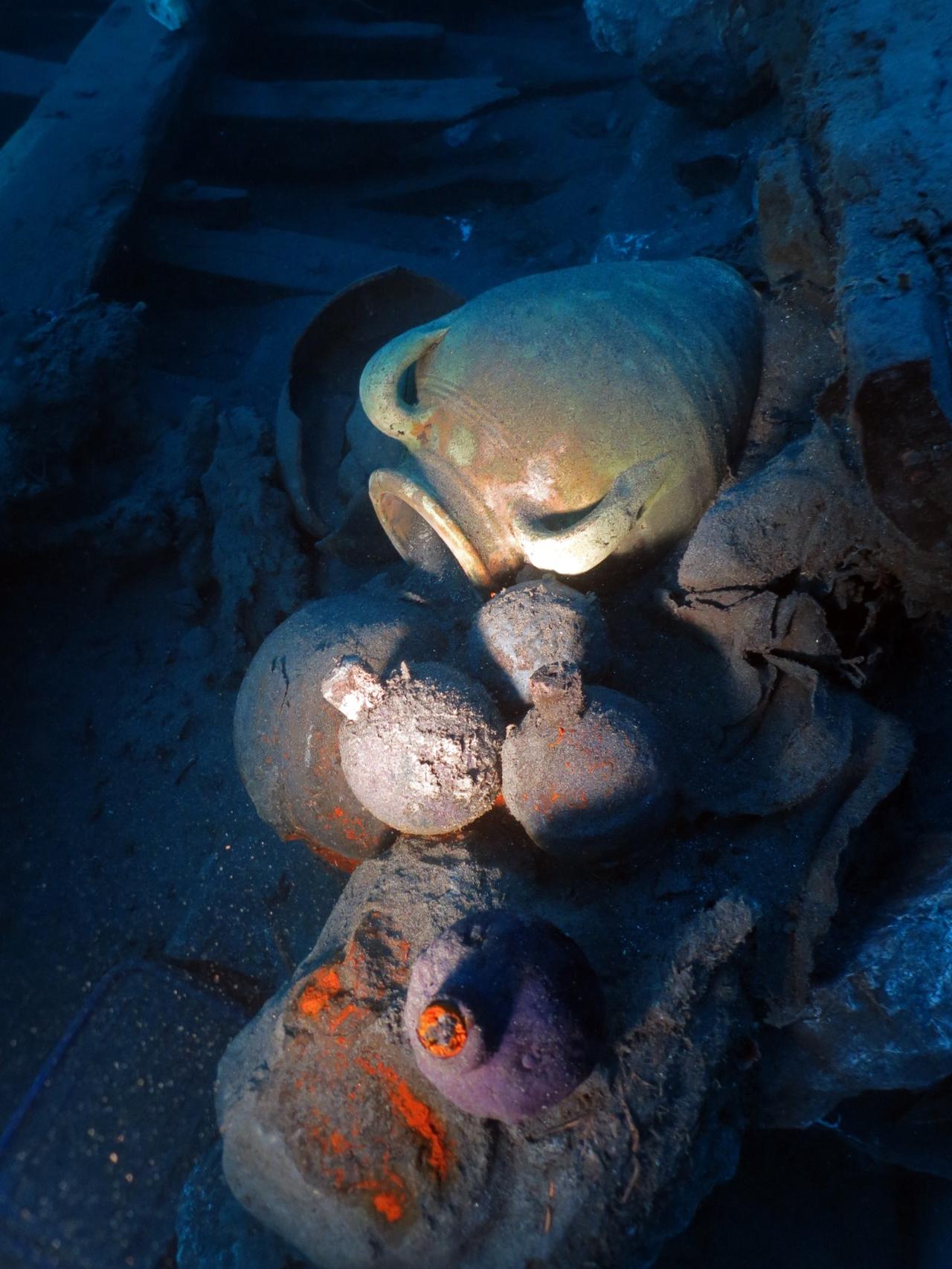 Ceramic vessels and grenades discovered inside the Ottoman shipwreck off the coast of Mugla, Türkiye, August 24, 2025. (AA Photo)