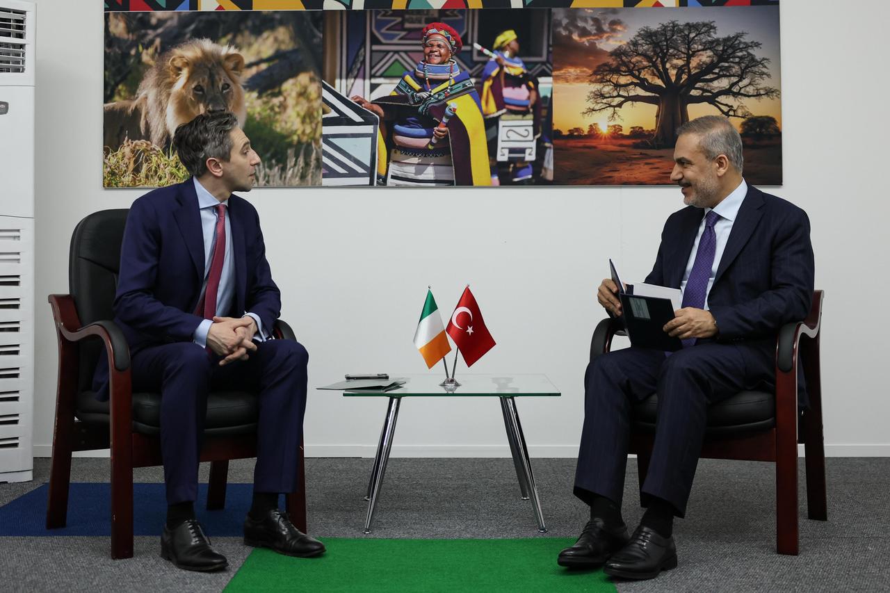 FM Hakan Fidan meets with Irish Deputy Prime Minister and Minister for Foreign Affairs, Trade and Defence Simon Harris in Johannesburg, Feb. 20, 2025. (Photo via Turkish Foreign Ministry)