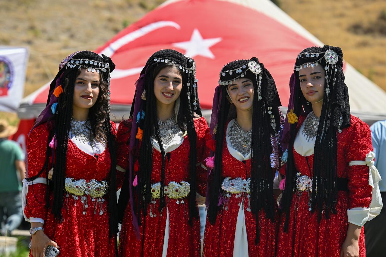Türkiye marks 954th Manzikert Victory with high turnout in Mus, Ahlat Image