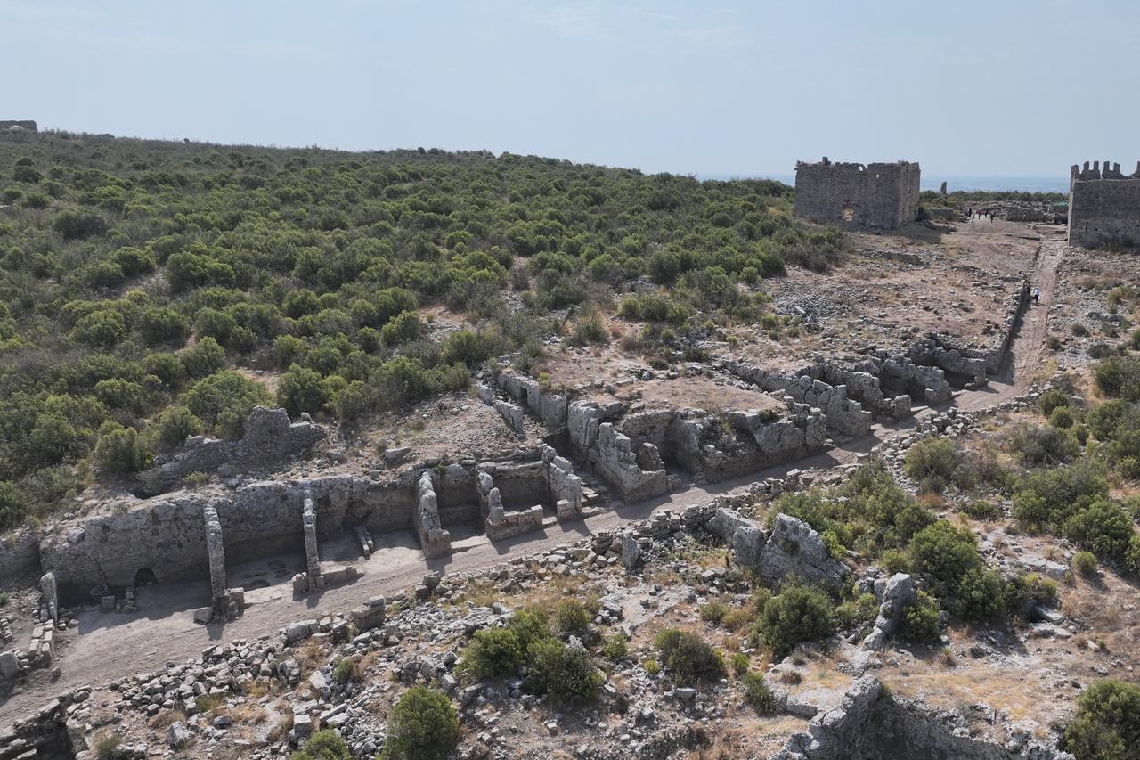 An aeiral view from the ongoing excavations at the ancient city of Sillyon in Serik, Antalya, Türkiye, Aug. 26, 2025. (AA Photo)