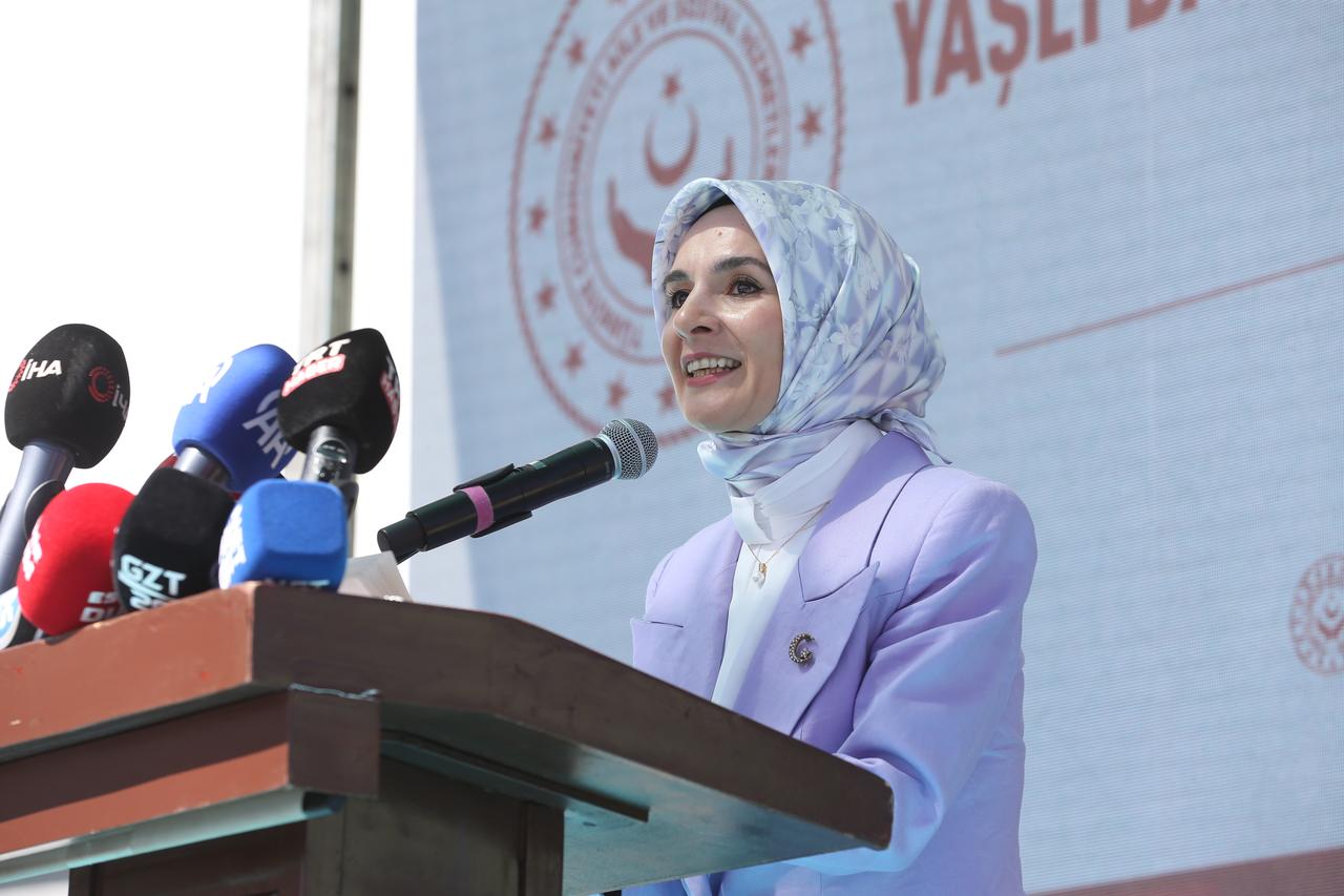 Minister of Family and Social Services Mahinur Ozdemir Goktas attends the opening ceremony of the Fethi Yilmaz Sezer Nursing Home, Elderly Care and Rehabilitation Center in Orhangazi neighborhood of Odunpazari district in Eskisehir, Türkiye, Aug. 28, 2025. (AA Photo)