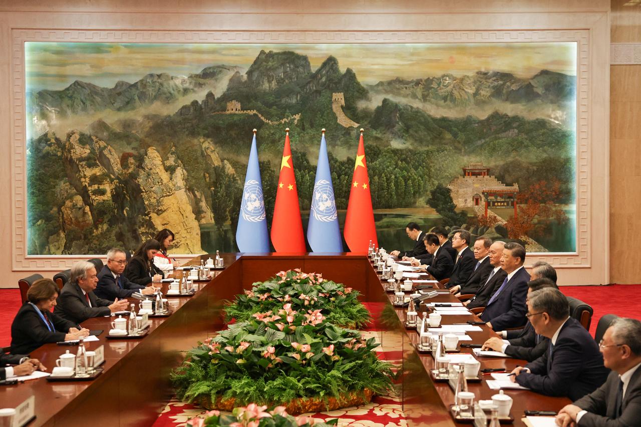 China's Xi receives UN secretary-general ahead of crucial SCO summit in Tianjin Image
