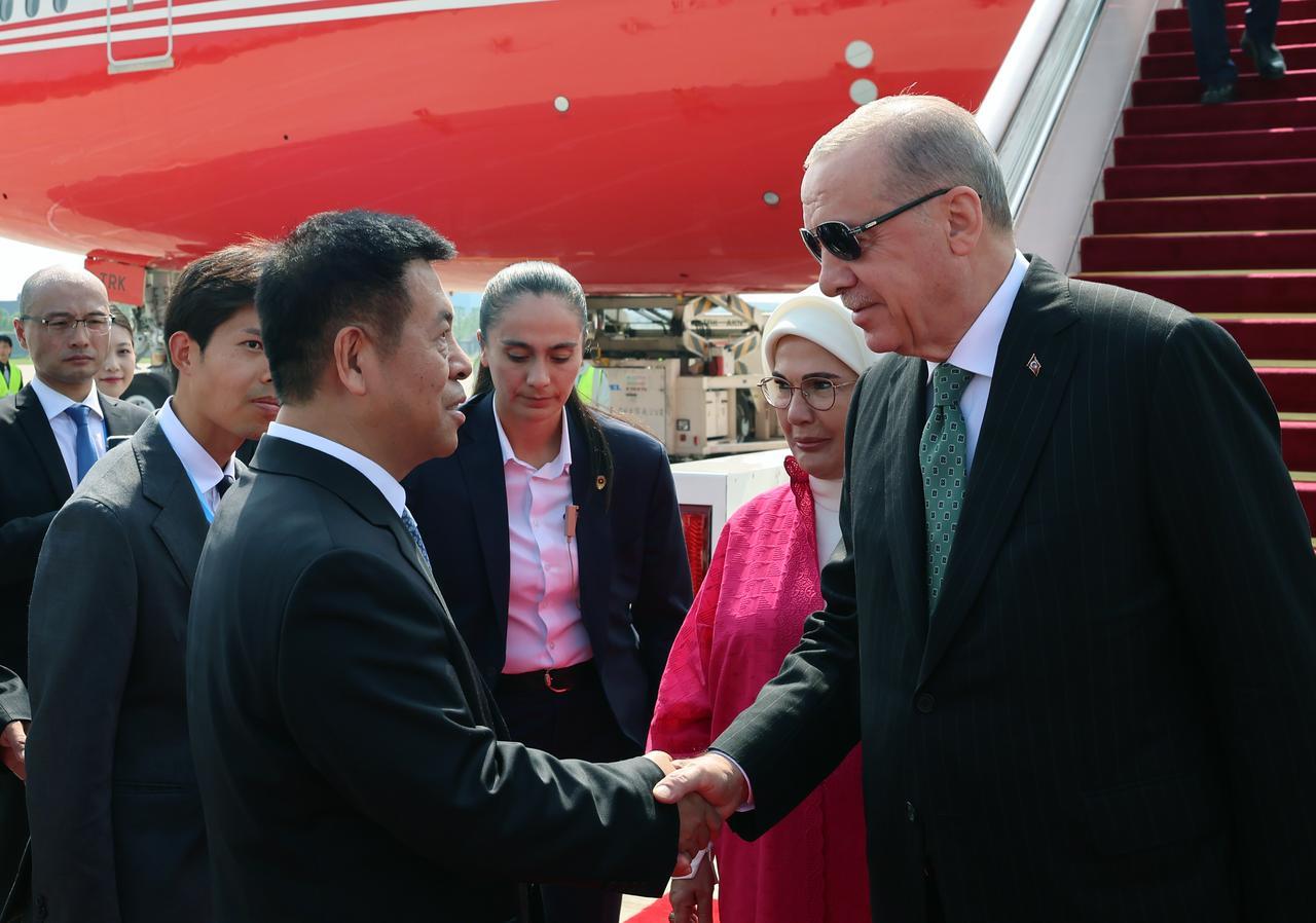President Recep Tayyip Erdogan (R) arrives in Tianjin, China to attend the 25th Heads of State Council meeting of the Shanghai Cooperation Organization (SCO) as a guest of honor on August 31, 2025. (TUR Presidency / AA Photo)