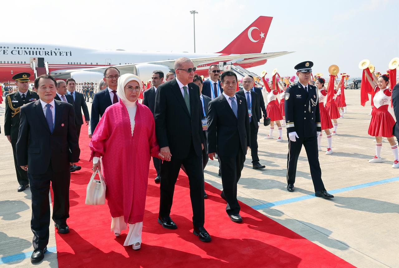 President Recep Tayyip Erdogan (R) arrives in Tianjin, China to attend the 25th Heads of State Council meeting of the Shanghai Cooperation Organization (SCO) as a guest of honor on August 31, 2025. (TUR Presidency / AA Photo)