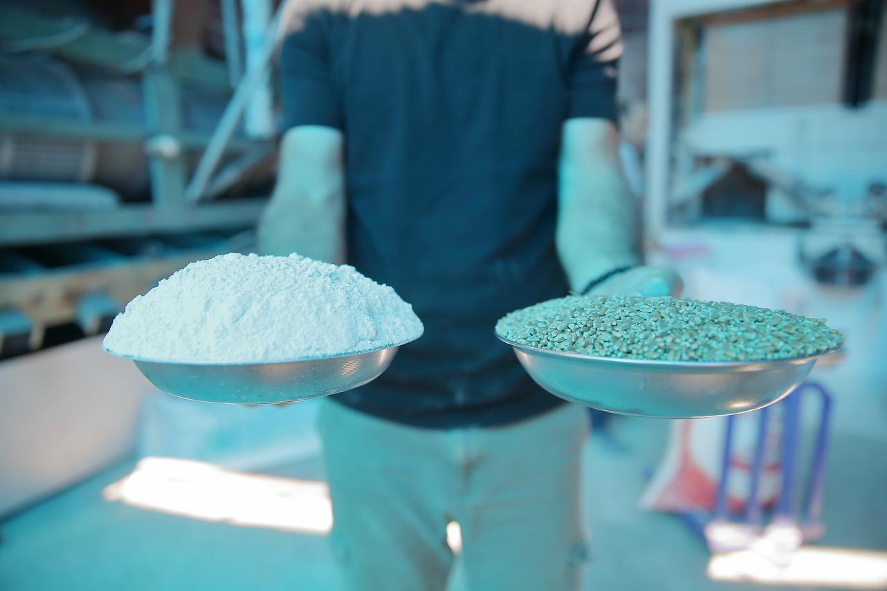 For “Hittite bread,” mentioned on 3,500-year-old clay tablets found in archaeological excavations in Corum, Türkiye, home to the Hittite capital Hattusa, a women’s cooperative has traditionally produced organic wheat (R) and flour (L) once again, August 4, 2025. (AA Photo)