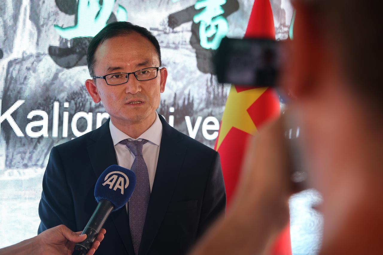 China's Ambassador to Türkiye, Jiang Xuebin speaking to reporters during Nevsehir Culture Road Festival in Uchisar on August, 2025. (AA Photo)