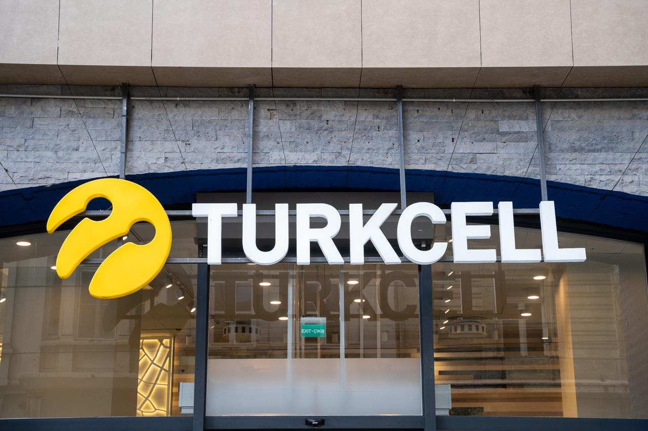 A Turkcell store and logo on Istiklal Street in Istanbul, Türkiye on February 10, 2023. (Adobe Stock Photo)