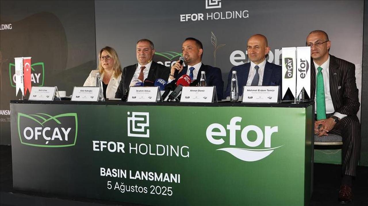 Executives from Efor Holding speak at a press conference announcing the full acquisition of Turkish tea brand Ofcay in Istanbul, Türkiye, August 5, 2025. (AA Photo)