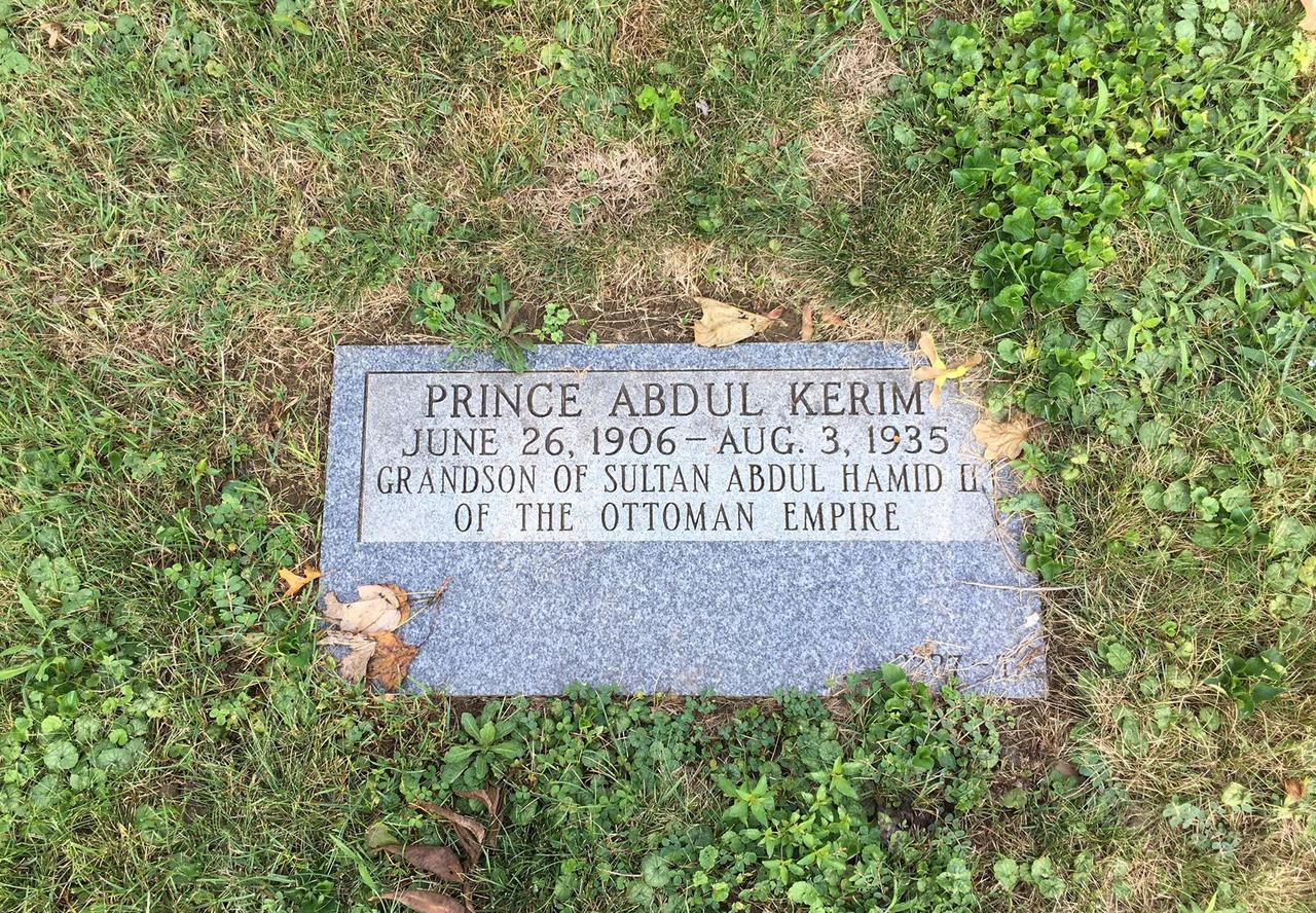The grave of Prince Abdul Kerim Efendi in Maspeth, Queens County, New York, US, August 2, 2018. (Photo via findagrave.com)