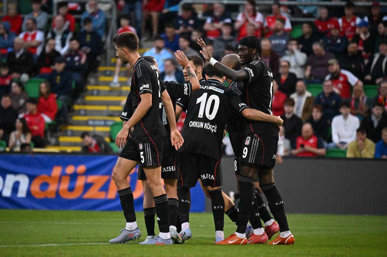Players of Besiktas celebrate after a goal during the first leg of the UEFA Europa Conference League third qualifying round match against St. Patrick’s at Tallaght Stadium in Dublin, Ireland on August 7, 2025. (AA Photo)