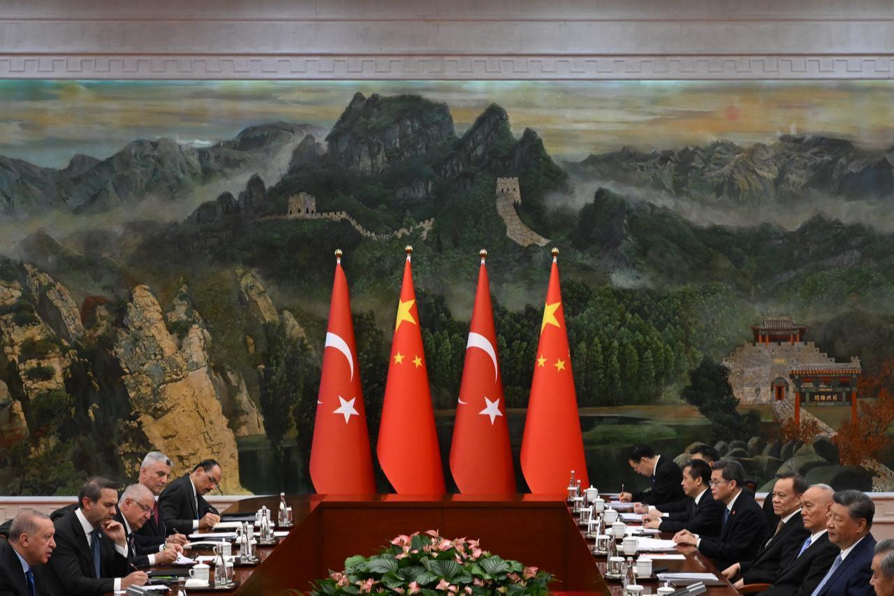 TIANJIN, CHINA - AUGUST 31: Turkish President Recep Tayyip Erdogan meets with Chinese President Xi Jinping as part of his visit to attend Shanghai Cooperation Organization summit in Tianjin, China on August 31, 2025. ( Mehmet Ali Özcan - Anadolu Agency )