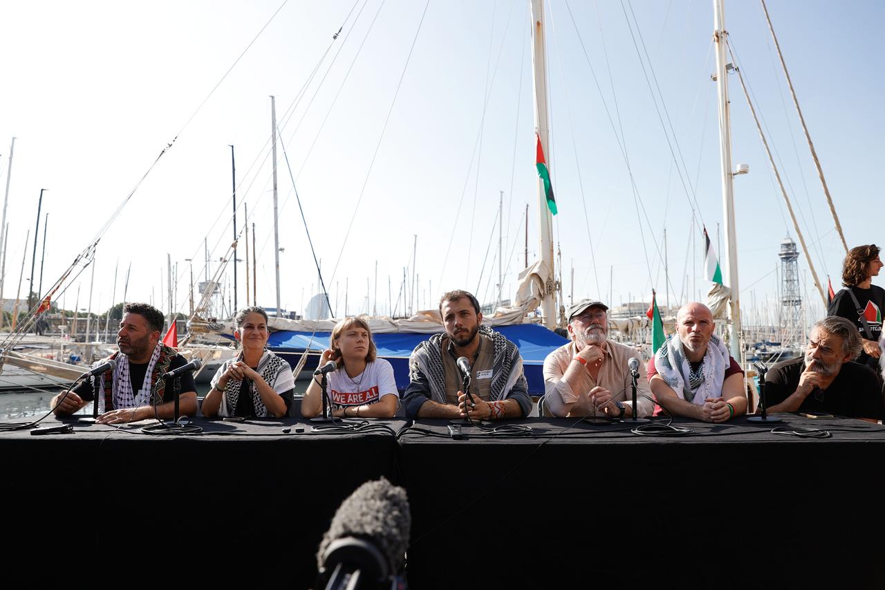 Swedish activist Greta Thunberg, Irish actor Liam Cunningham, Saif Abukeshek, spokesperson for the "Global Sumud Flotilla", Spanish actor Eduard Fernandez, Yasemin Acar, Press Coordinator of the Freedom Flotilla Coalition (FFC) from Germany, and Brazilian spokesperson for the "Global Sumud Flotilla," Thiago Avila hold a press conference in Barcelona, Spain on August 31, 2025. (AA Photo)