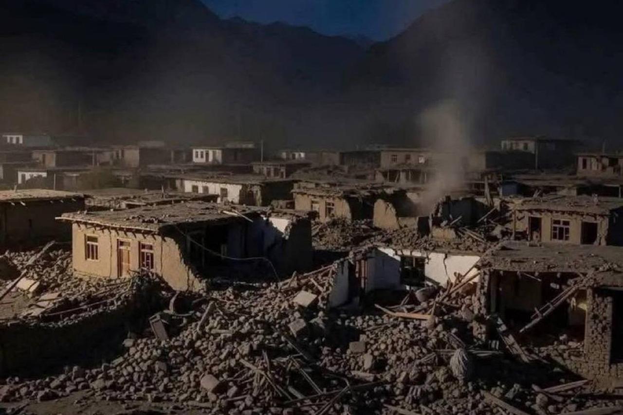 Collapsed buildings appear in Afghanistan’s Kunar province after the earthquake. (Sep. 1, 2025, @trollsofficials via X)