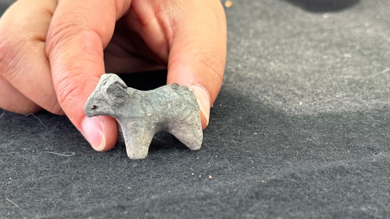 A clay bull figurine dating back 3,500 years, believed to have been a child’s toy, Sept. 4, 2025. (AA Photo)