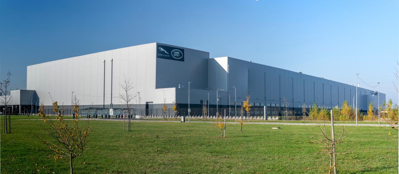 Jaguar Land Rover halts UK production after major cyberattack, plants remain closed