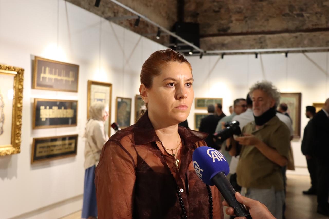 Exhibition curator Meycem Ezengin speaks to the press during the opening of the “Goodness for Gaza” exhibition at Dolmabahce Art Gallery in Istanbul, Türkiye, September 10, 2025. (AA Photo)